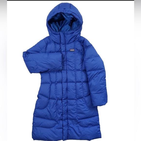 Patagonia Other - Patagonia girls long down blue quilted hood parka jacket Sz 8